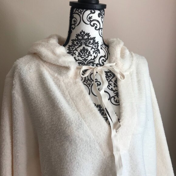 Ann Taylor LOFT Plus Sherpa Hoodie - Size 16/18 Plus - Whisper White - Picture 7 of 11